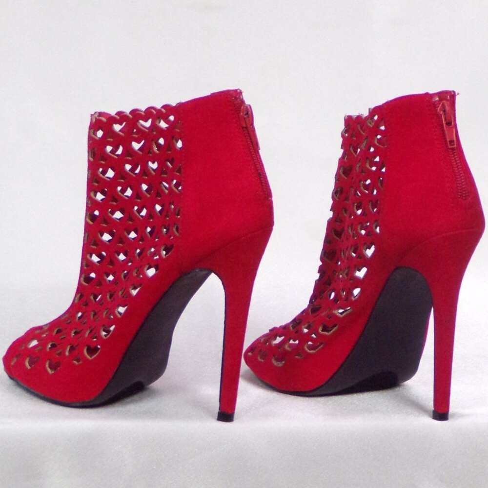 MADISON BY SHOEDAZZLE size 7 red faux-suede ultra-high-heel ankle booties - Picture 10 of 16